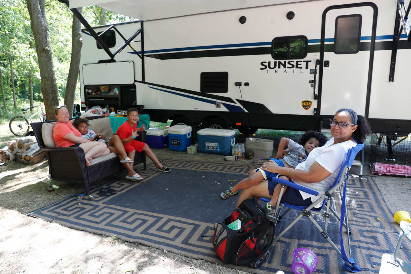 RV camping, a good option for summer vacation